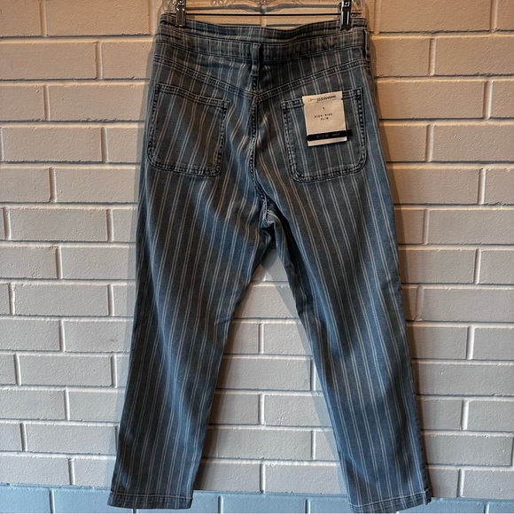 NWT Pilcro striped high rise slim jeans - Picture 4 of 11